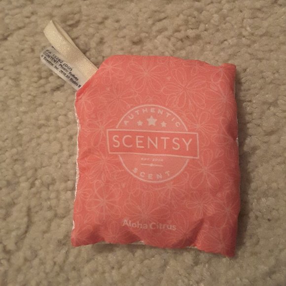 Apollo the German Shepherd Scentsy Buddy with Scent Paks **Retired - Picture 6 of 6